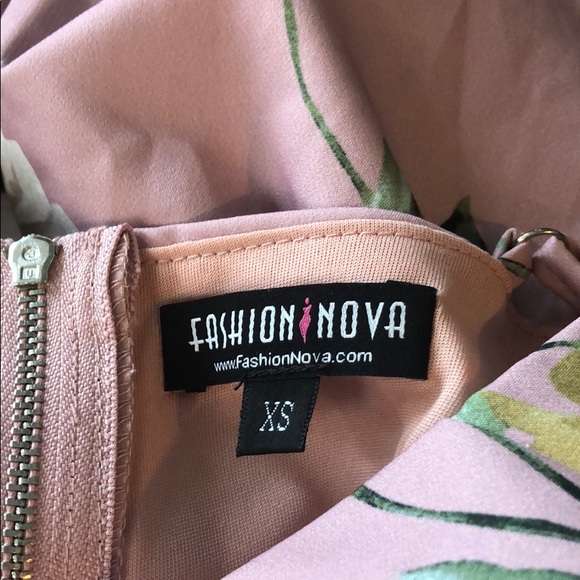 Fashion Nova - Picture 6 of 6